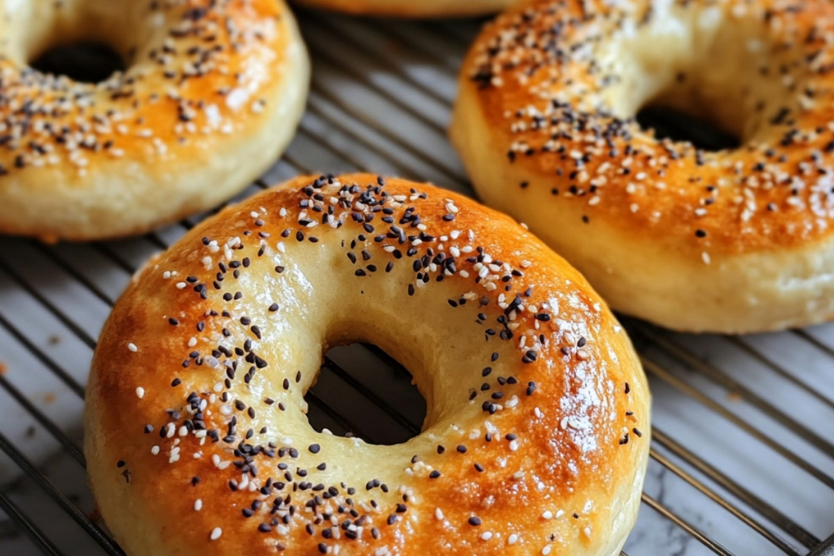Irresistible Homemade Sourdough Bagels Recipe