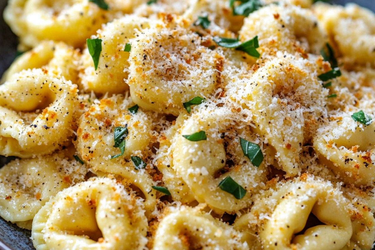Irresistibly Crunchy Parmesan Tortellini Recipe