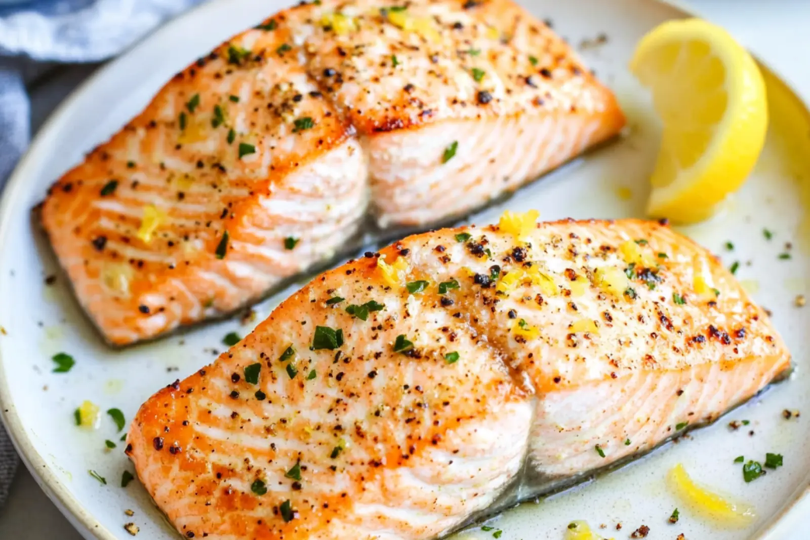 Air Fryer Salmon Lemon Garlic Tempting Easy Weeknight Win