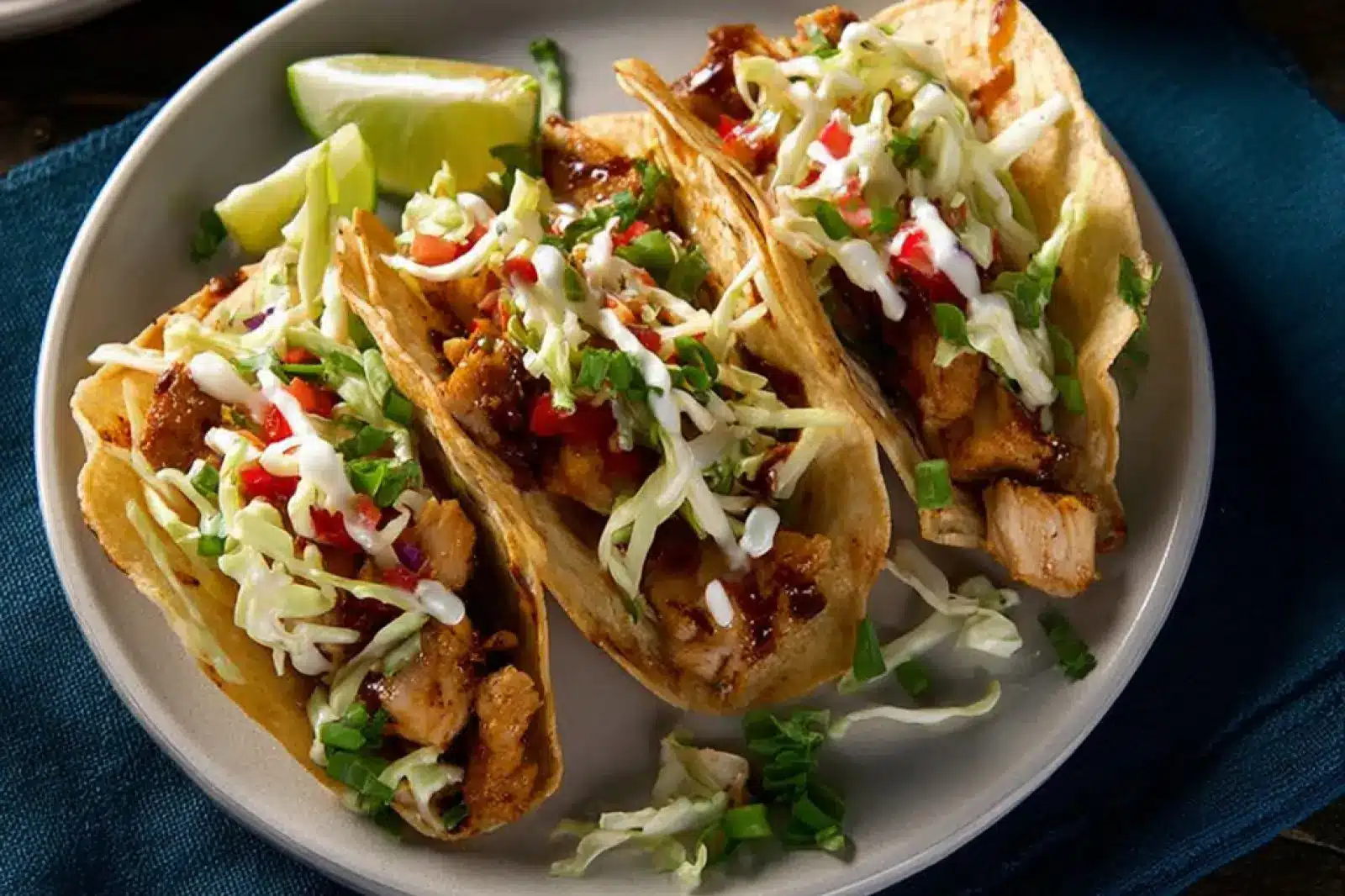Copycat Applebees Wonton Chicken Tacos Make a Real Satisfying Dinner Better Than the Original
